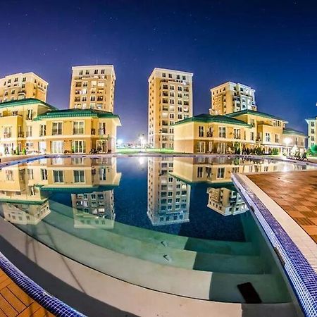 Modern Apartment With Pool In North Bucharest Cretuleasca Экстерьер фото