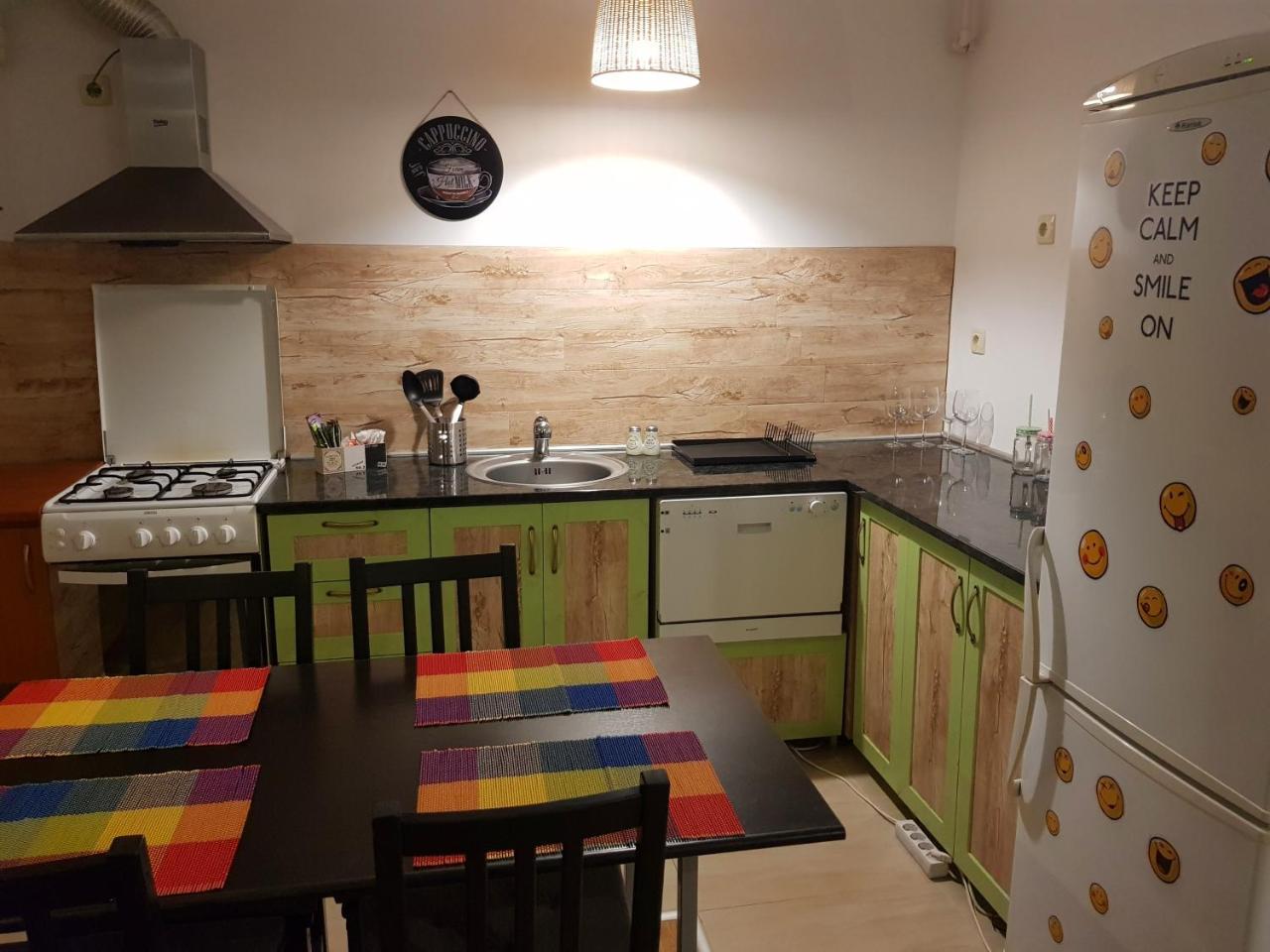 Modern Apartment With Pool In North Bucharest Cretuleasca Экстерьер фото