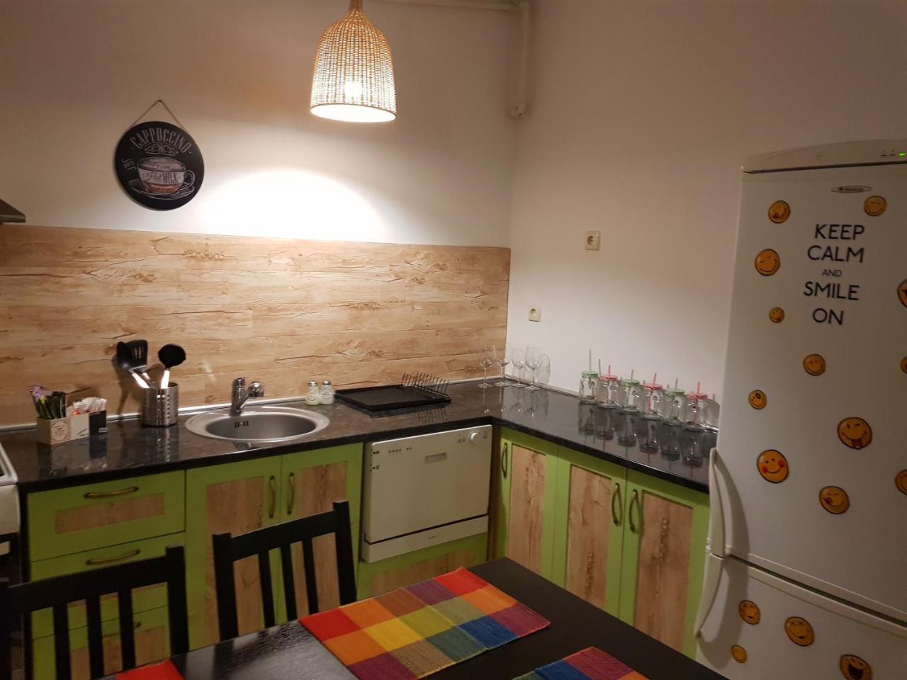Modern Apartment With Pool In North Bucharest Cretuleasca Экстерьер фото